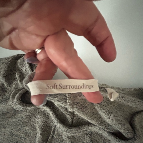 Soft Surroundings Heathered Gray Long Sleeve Sweater - Picture 4 of 4